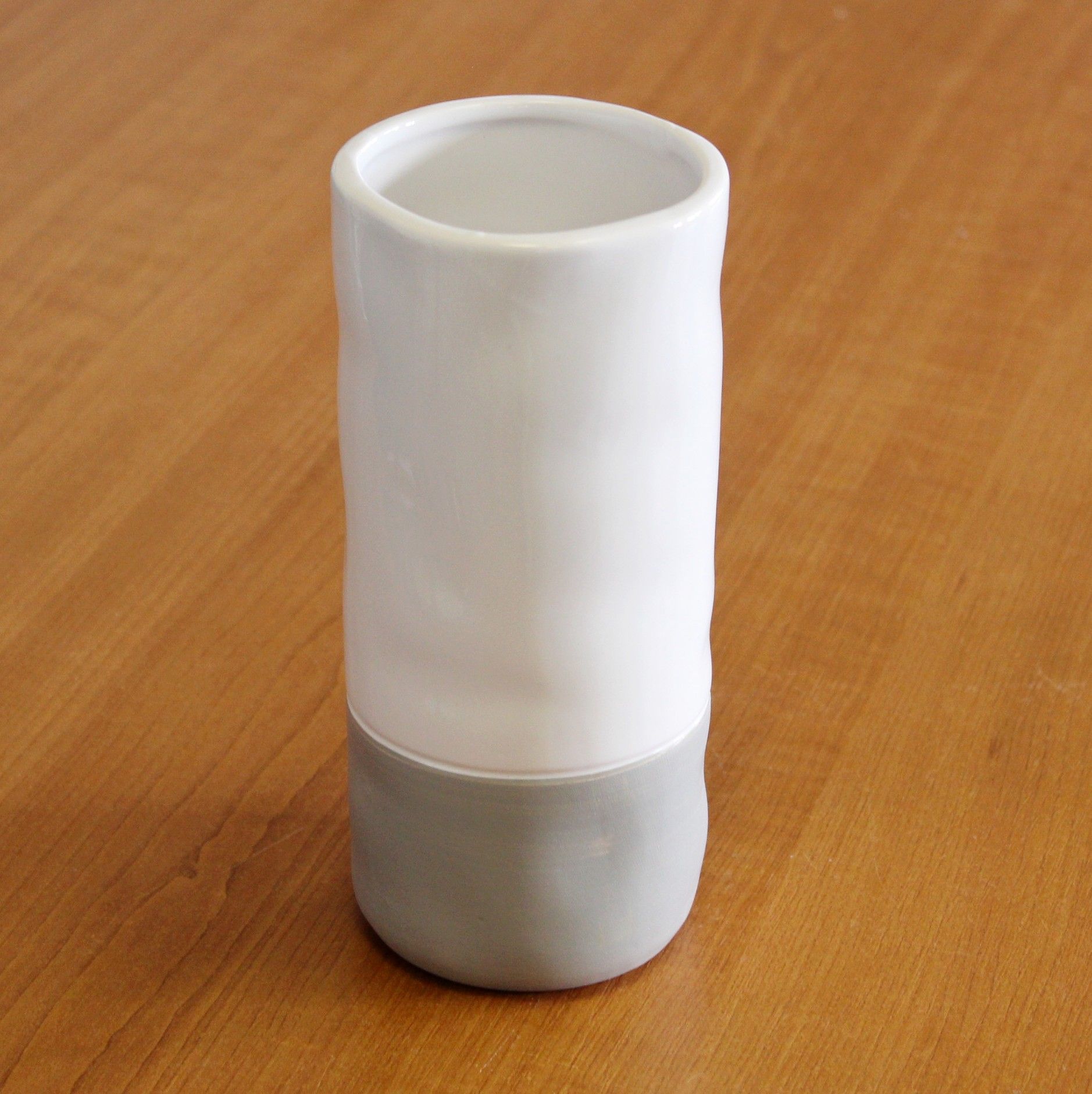Váza keramika bílá